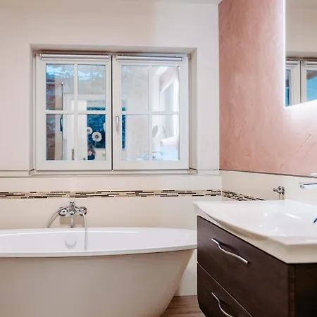 Silberleithen Estate *