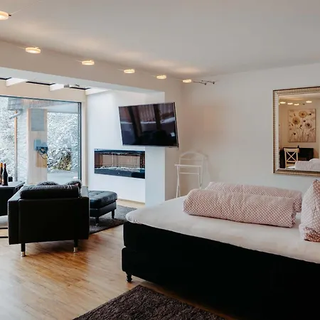 Silberleithen Estate Apartment