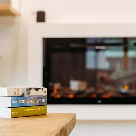 Silberleithen Estate דירה