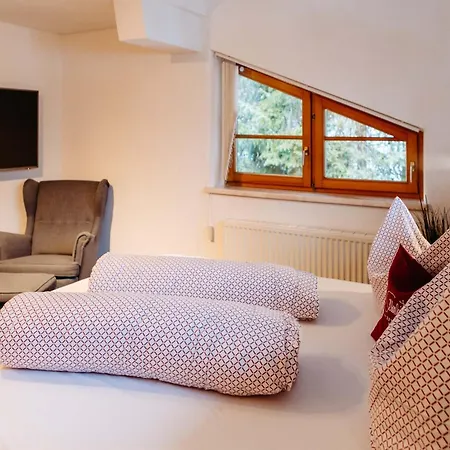 Silberleithen Estate דירה *